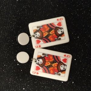 Queen of Hearts Earrings❣️